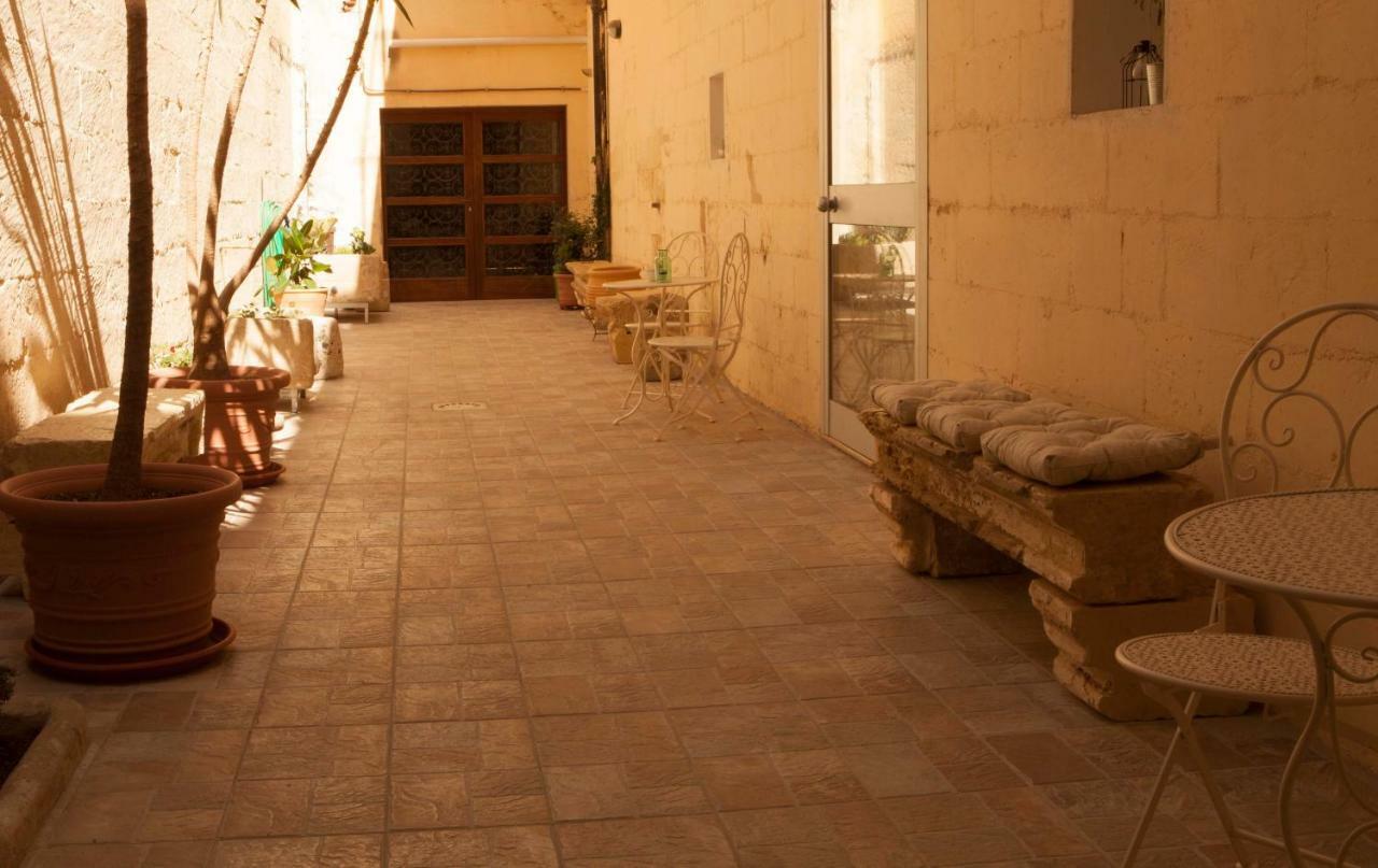 Benincasa Villa Lecce Bagian luar foto